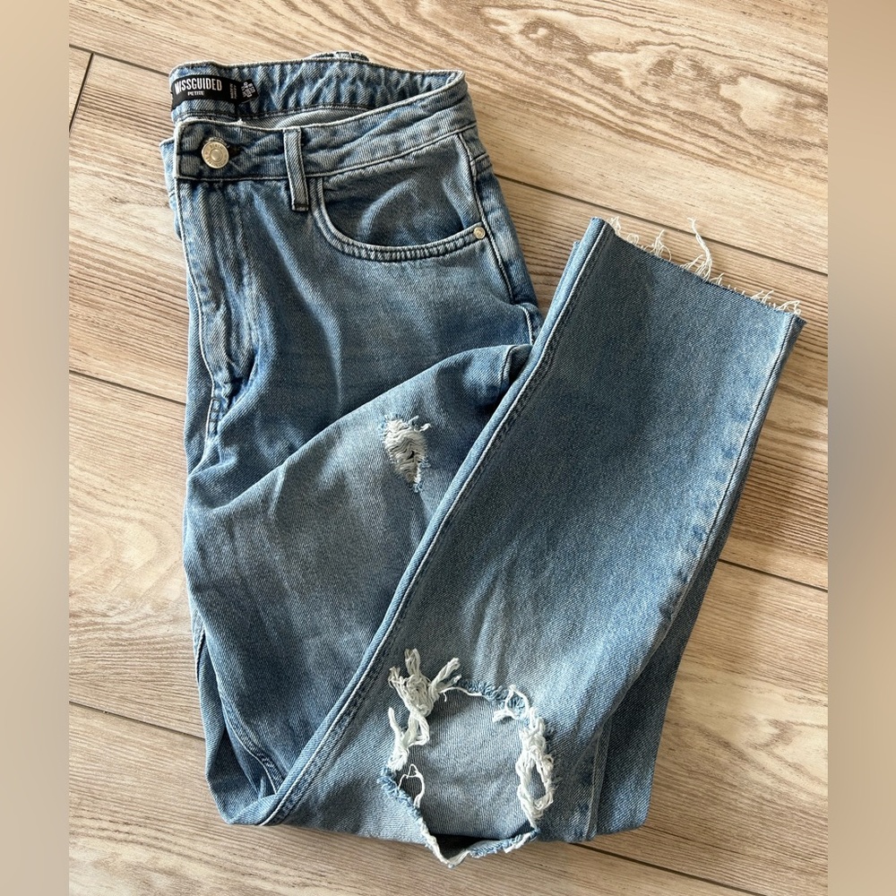 MISSGUIDED high rise jeans